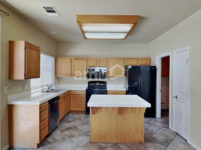 Building Photo - 1335 Milldale Ct