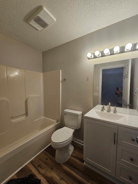 Building Photo - 2329 Avalon Wds Dr