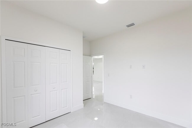 Building Photo - 1803 Leroy Ave
