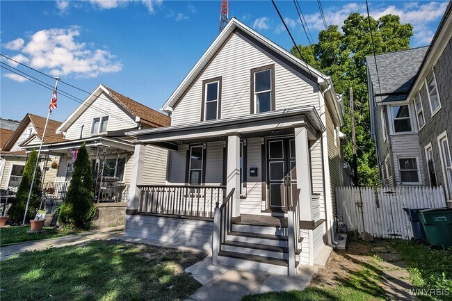 Primary Photo - 1 Dewitt St