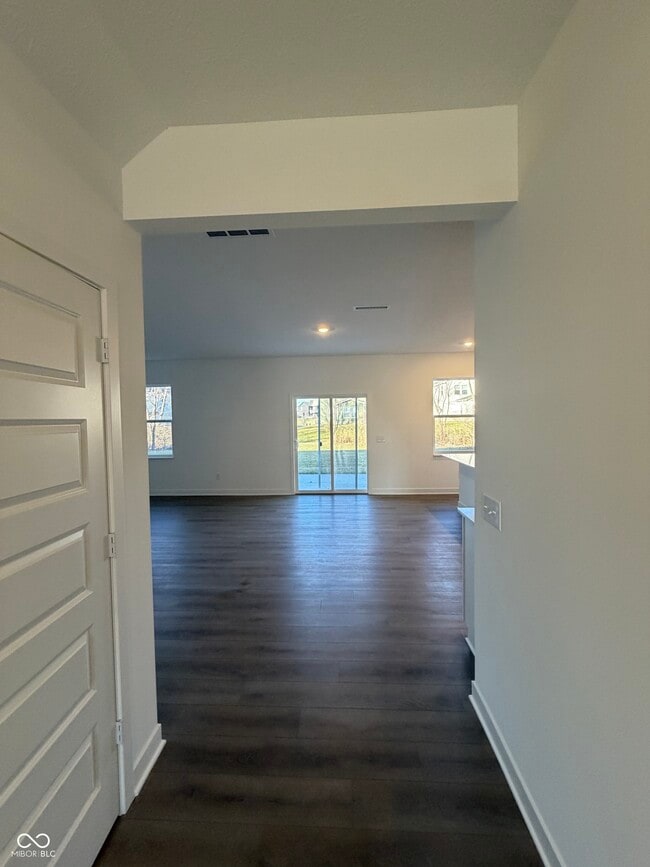 Building Photo - 6468 Tutelo Dr