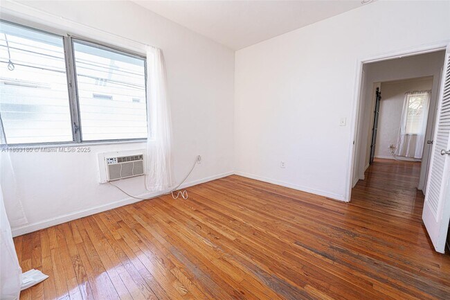 Building Photo - 1351 Meridian Ave