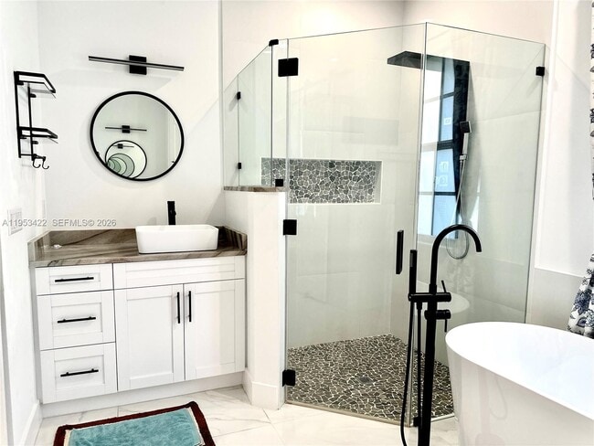 Building Photo - 1222 SW Herald Rd