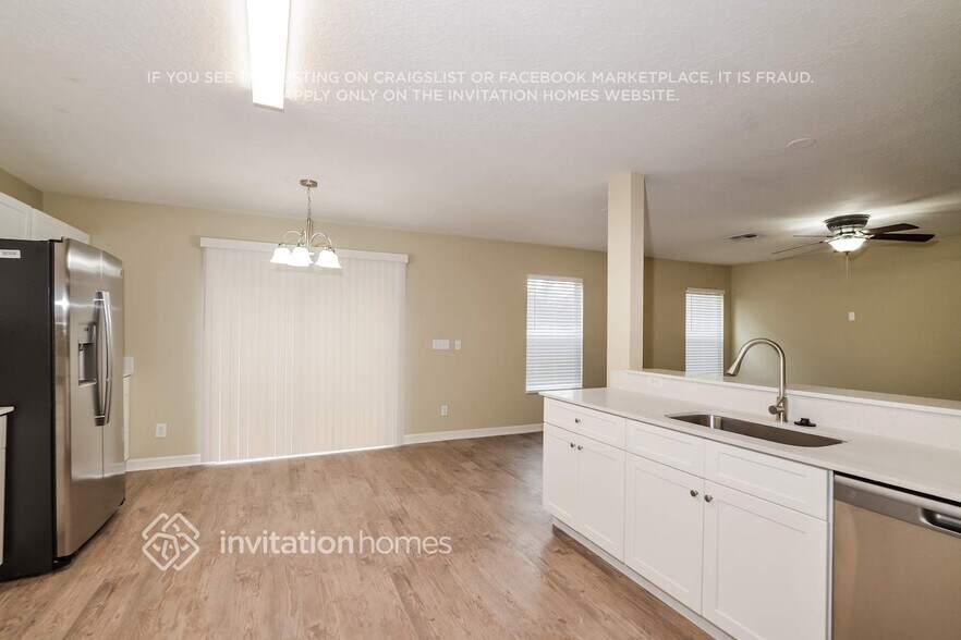 Building Photo - 1342 Bella Coola Dr