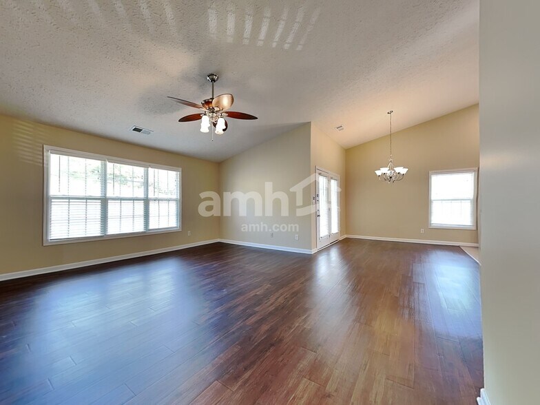 Building Photo - 756 Ginger Ridge Dr