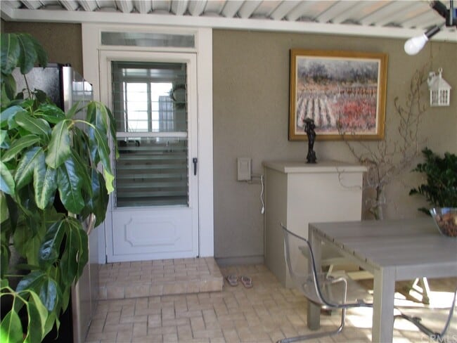 Building Photo - 348 Avenida Sevilla