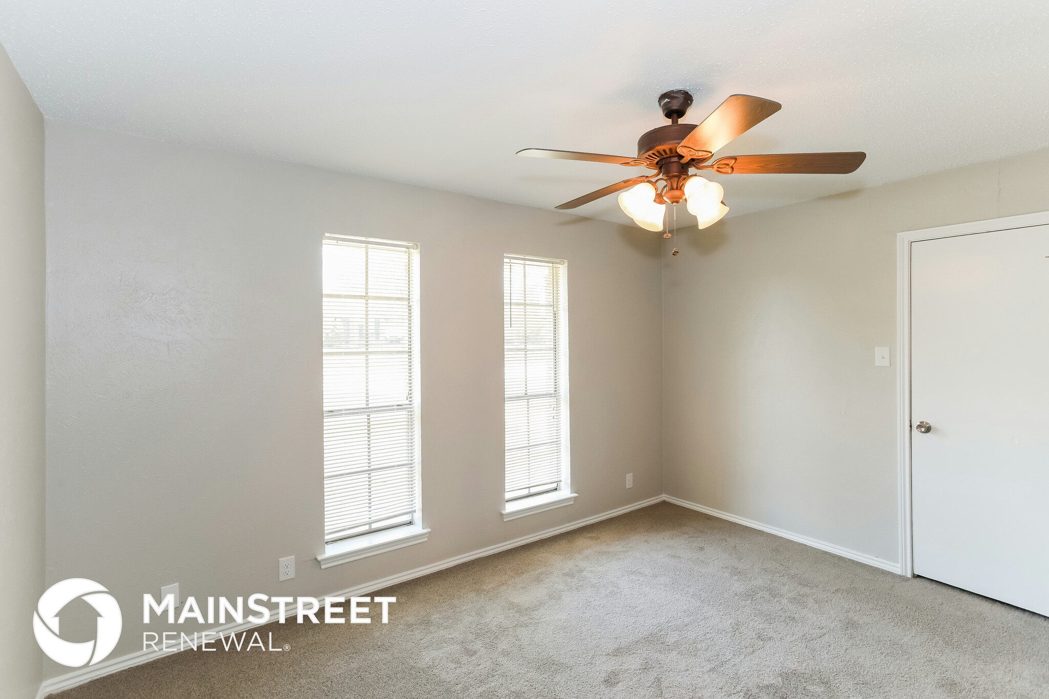 Building Photo - 1813 El Paso St