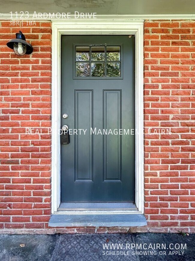Building Photo - 1123 Ardmore Dr