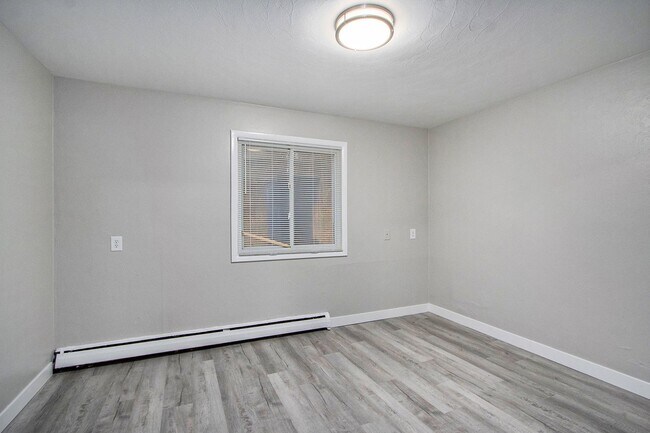 Building Photo - $1049 Renovated 2 bedroom 1 bathroom apartment with wooded views and patio