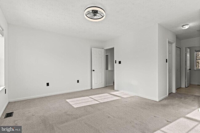 Building Photo - 6953 Cony Ct