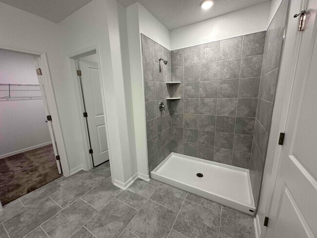 Building Photo - 5296 Diamondleaf Dr