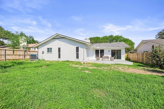 Building Photo - 11209 Amethyst Trail
