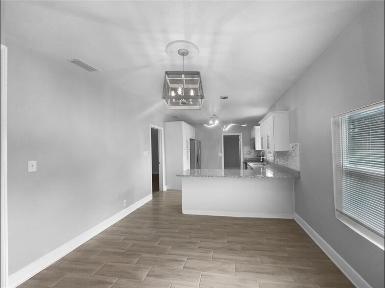 Building Photo - 2812 Tom Brewer Ln