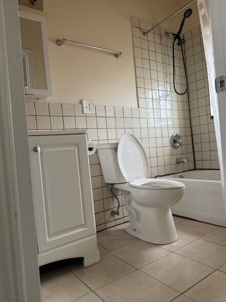 Bathroom - 12705 Honore St