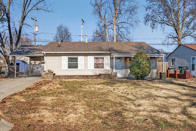 Building Photo - 36 Jamestown Dr