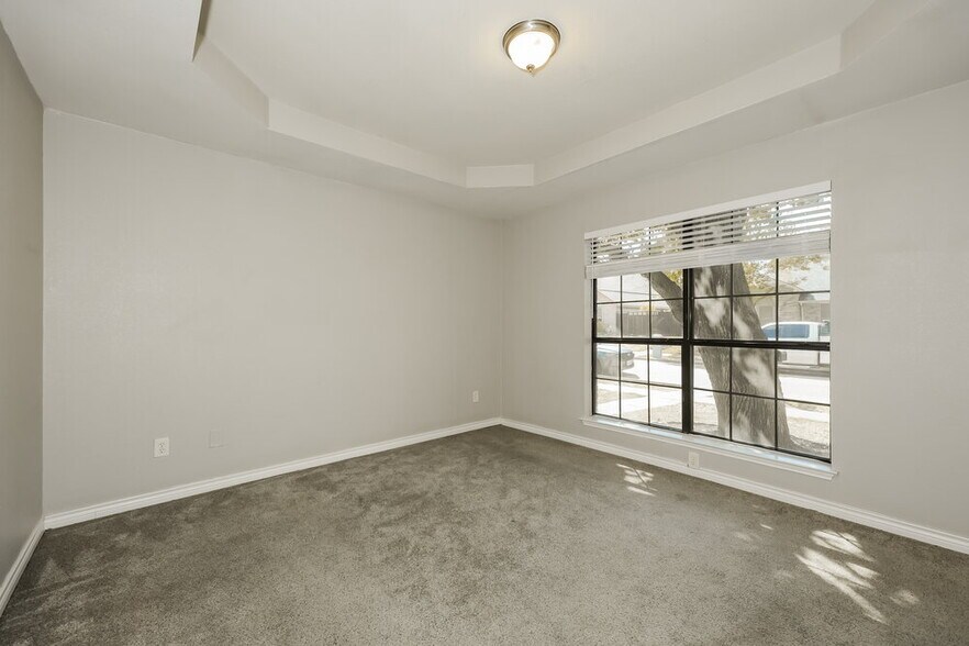 Building Photo - 522 Chancellorsville Dr