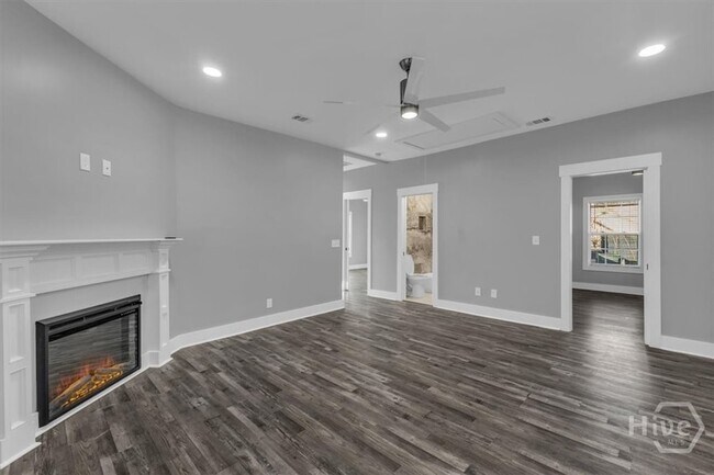 Building Photo - 2706 Hopkins St