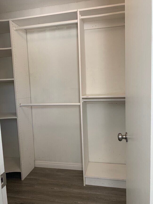 Master closet - 2540 E Dunes St