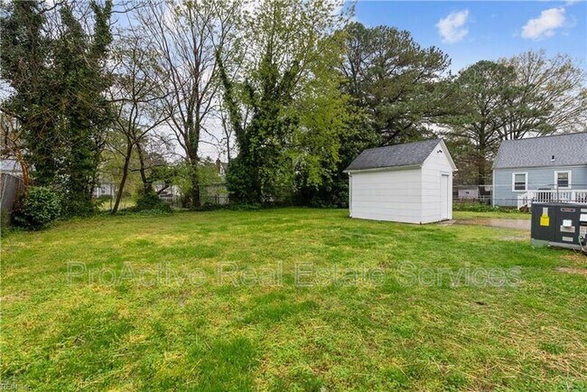 Building Photo - 3826 Abingdon Cir