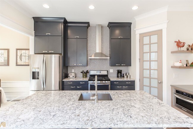 Building Photo - 3348 Turngate Ct