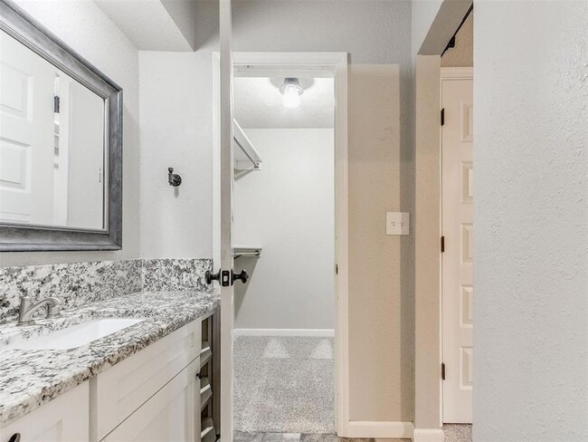 Building Photo - 1428 Cinderella Ave