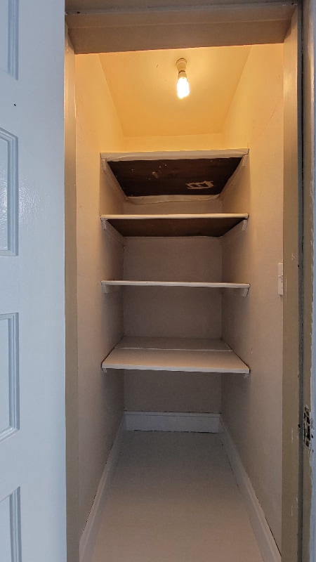 Building Photo - 1808 John Ave