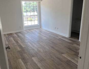 Building Photo - 3036 Willow Ln Dr