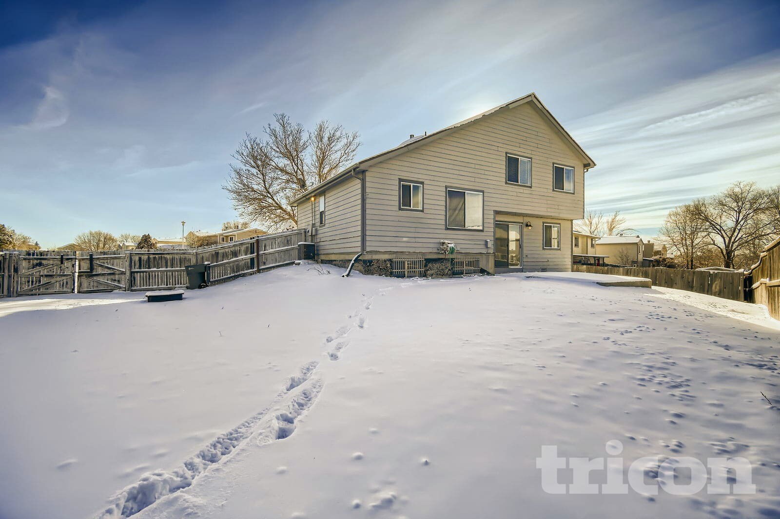 Building Photo - 12789 Elm St