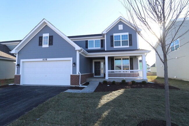 Building Photo - 608 Henry Ln