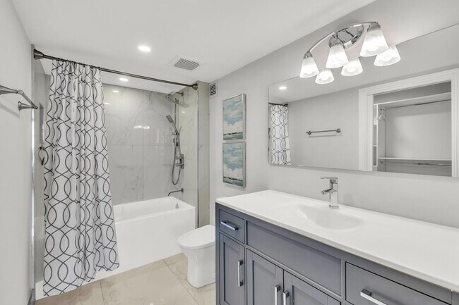 Building Photo - 1620 S Ocean Blvd