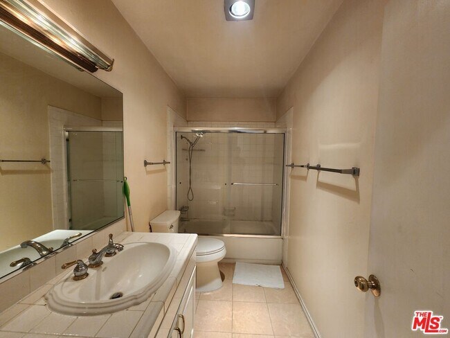 Building Photo - 148 Casuda Canyon Dr