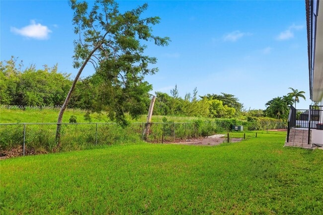 Building Photo - 19851 SW 79th Ave