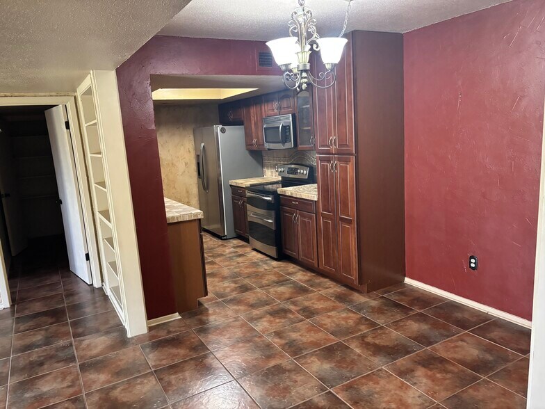 Dining Area off Kitchen - 3121 Johnston St