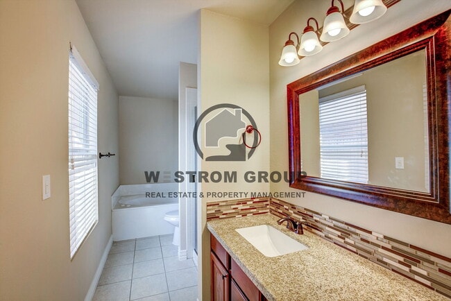 Building Photo - 10856 Devontree Dr