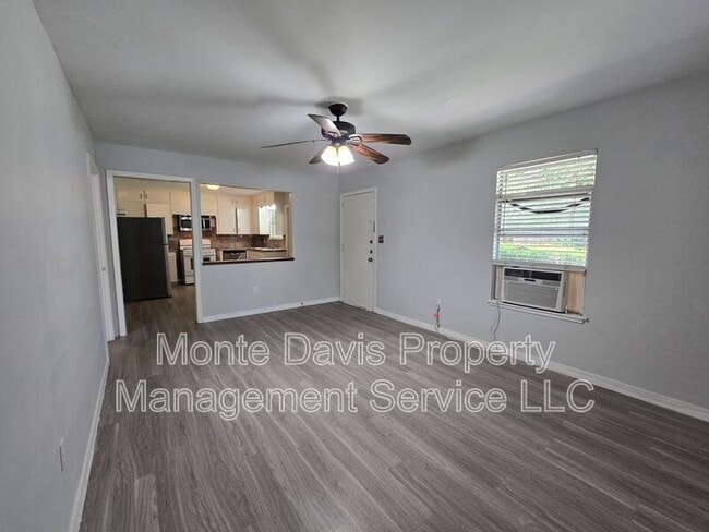 Building Photo - 4708 Red River St