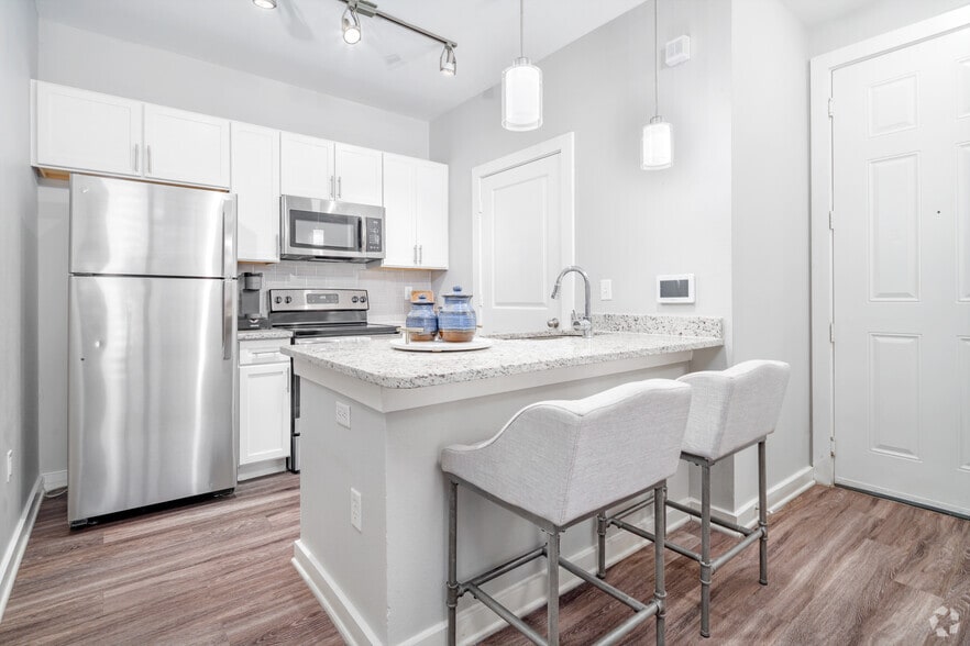 Primary Photo - NOVA