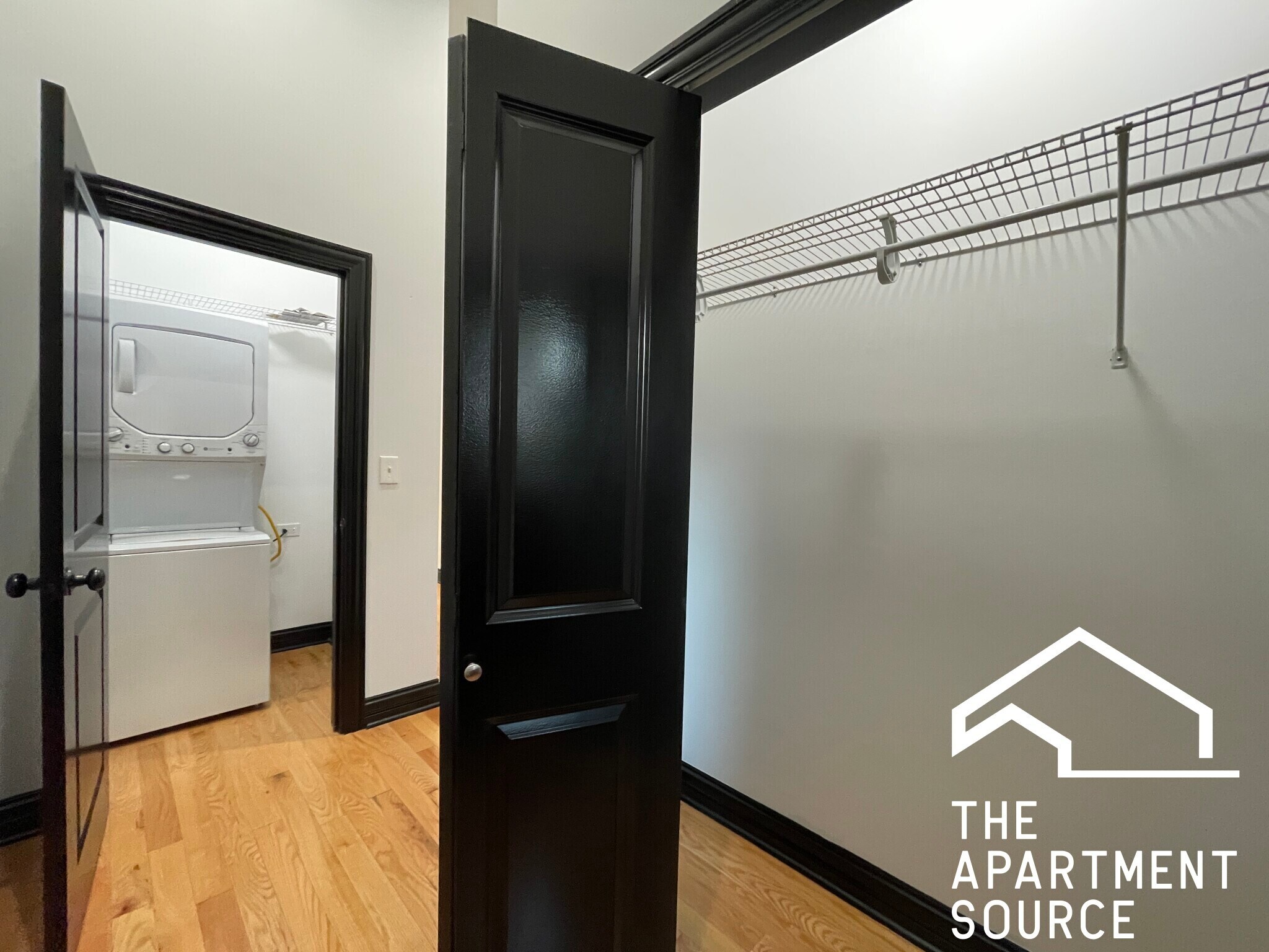 Building Photo - 2842 W Augusta Blvd