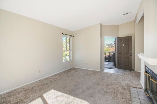 Building Photo - SPECTACULAR OCEAN CLOSE CONDO!!!!