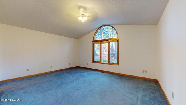 Building Photo - 1236 Rays Bridge Rd