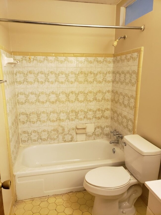Building Photo - 2840 Glenn Hills Dr