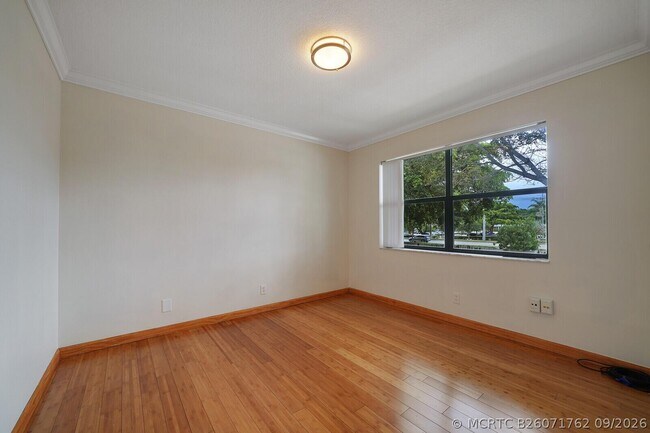 Building Photo - 1284 S Military Trail