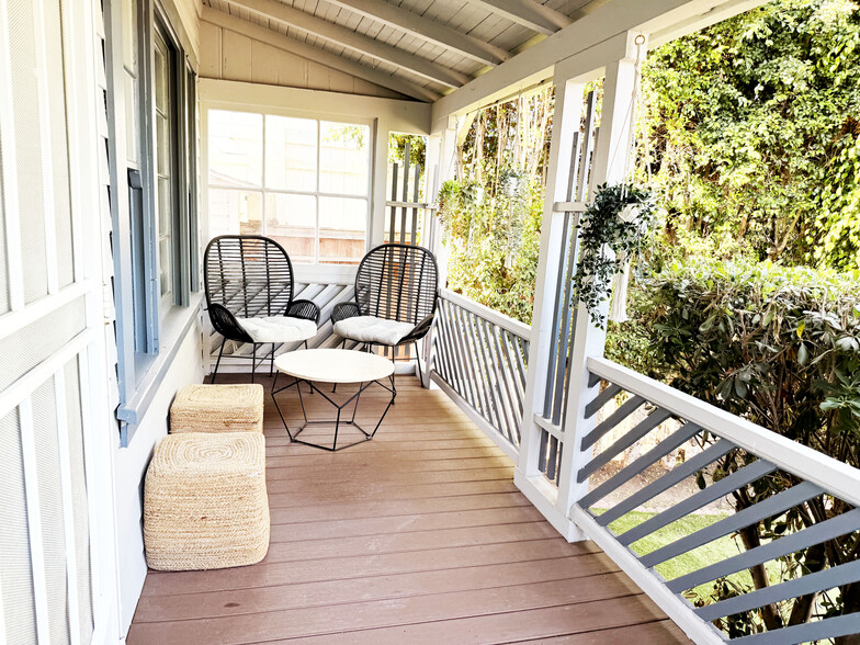 Back Porch - 4574 Florida St