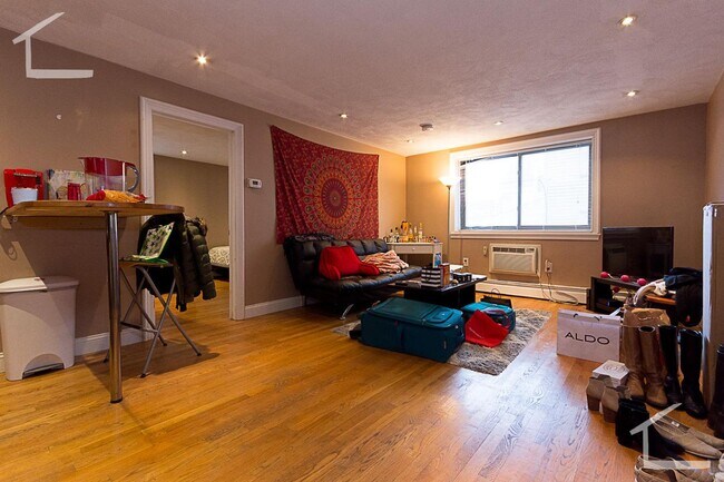 Building Photo - 9/1 No Fee! Spacious 1BR near Packard's Corner, BU, with AC!