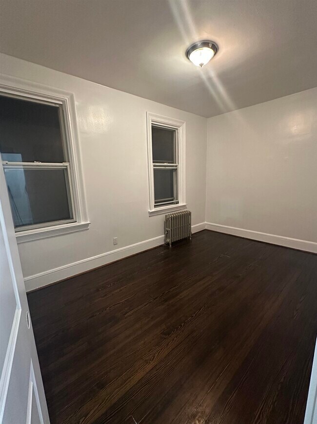 Building Photo - 34 Garretson Ave