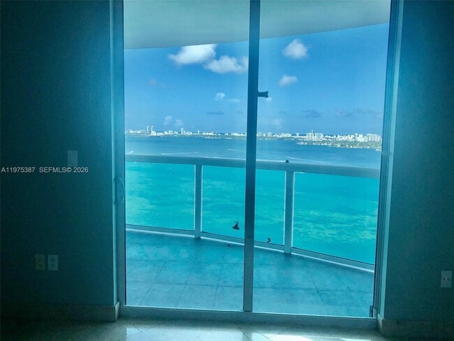 Building Photo - 1800 N Bayshore Dr