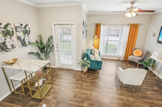 Building Photo - Stone Canyon Apartment Homes