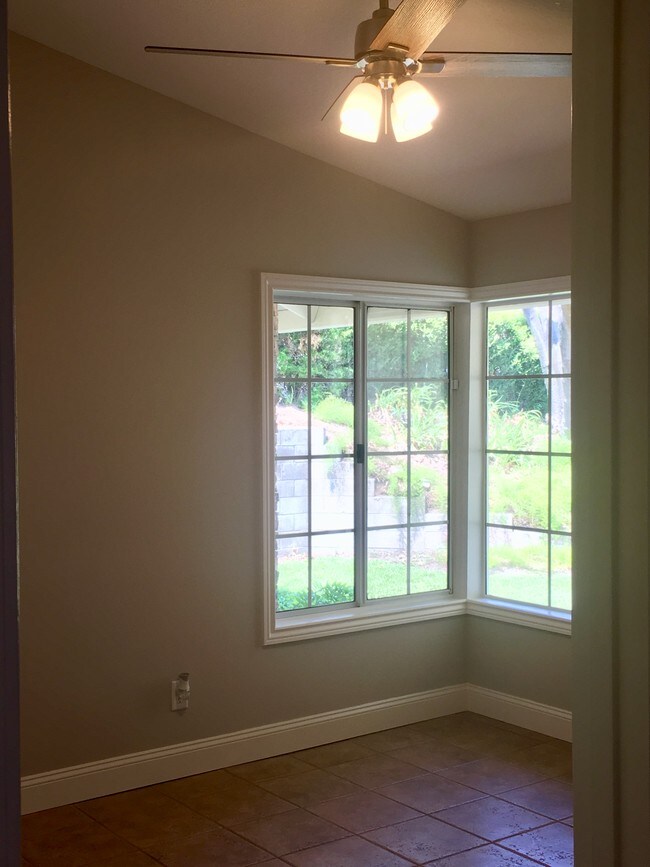 Building Photo - 6240 Gamay Ct