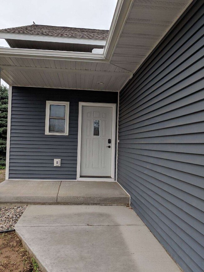 Building Photo - 11374 Emmons St