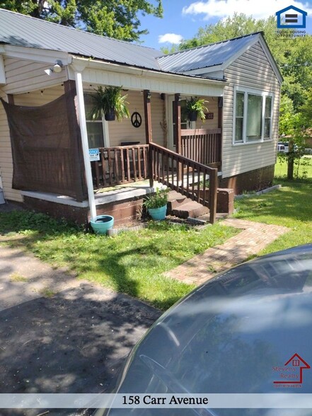 Building Photo - 158 Carr Ave