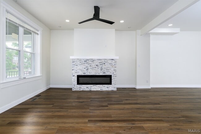 Building Photo - 5750 Waterman Blvd